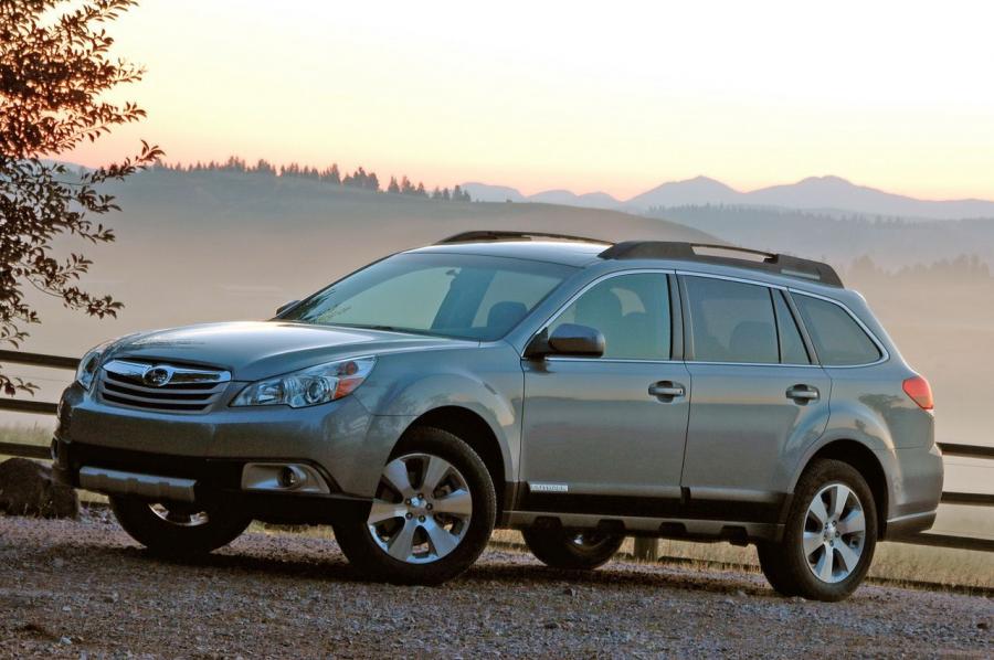  Subaru Outback 2010 года  (фото 23 из 79)